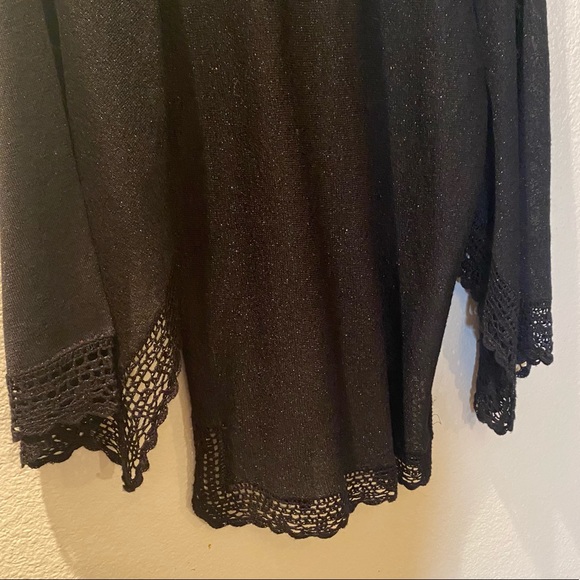 Michelle Nicole Lace Long-Sleeve Top - Picture 5 of 7